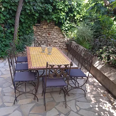 Holiday home Mazet Des Artistes Mouries