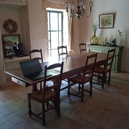 Mazet Des Artistes Holiday home